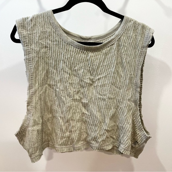 FREE PEOPLE MOVEMENT Sleeveless Athletic Tank Top - Picture 2 of 3